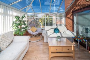 CON- click for photo gallery